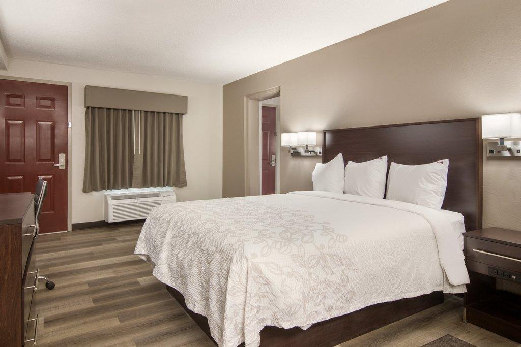 Red Roof Plus+ & Suites Erie Luaran gambar