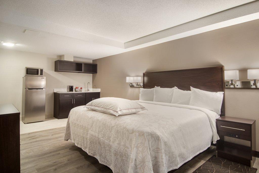 Red Roof Plus+ & Suites Erie Luaran gambar