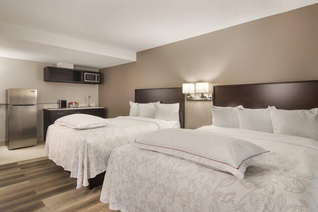Red Roof Plus+ & Suites Erie Luaran gambar